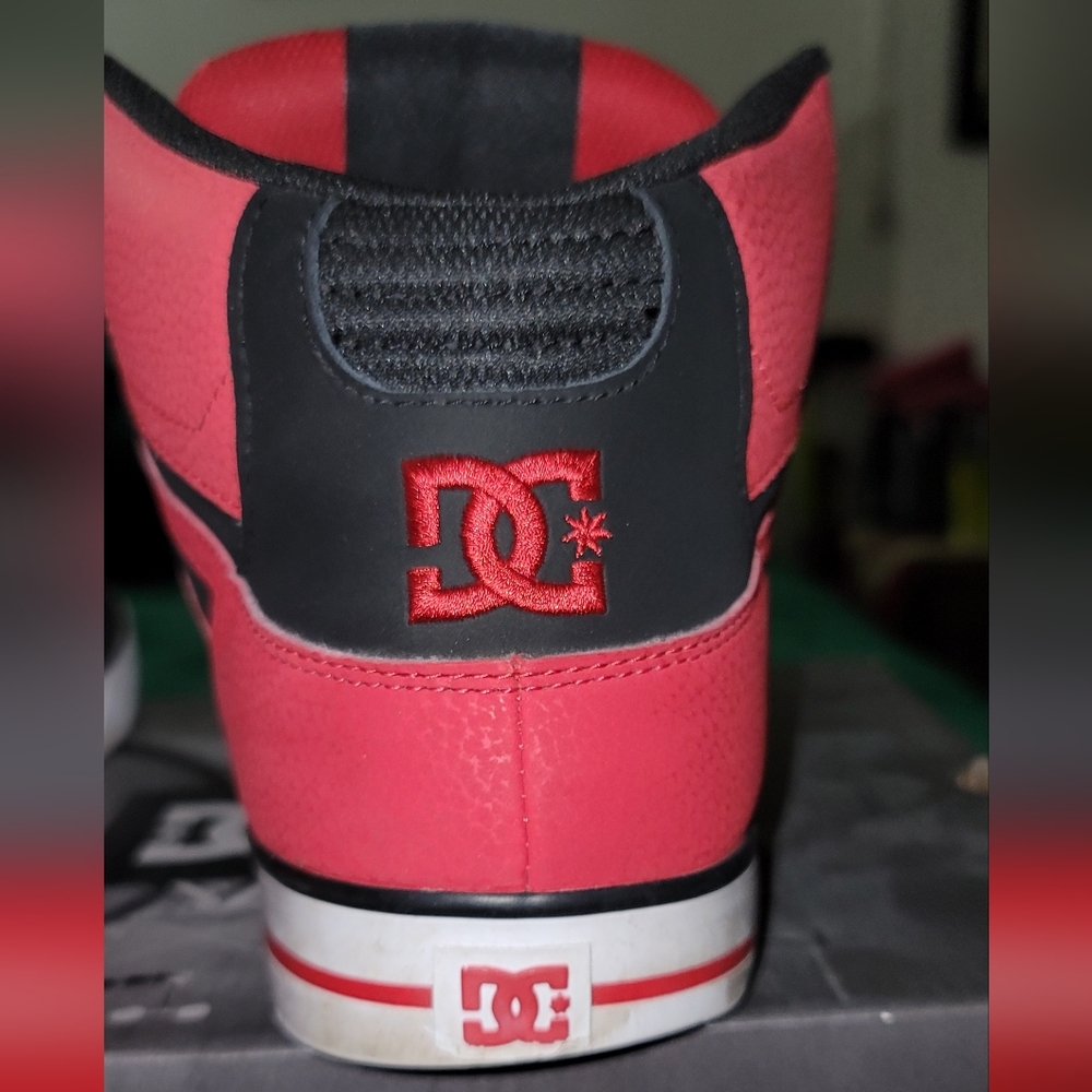 Dc Pure Hi Tops - Picture 8 of 9
